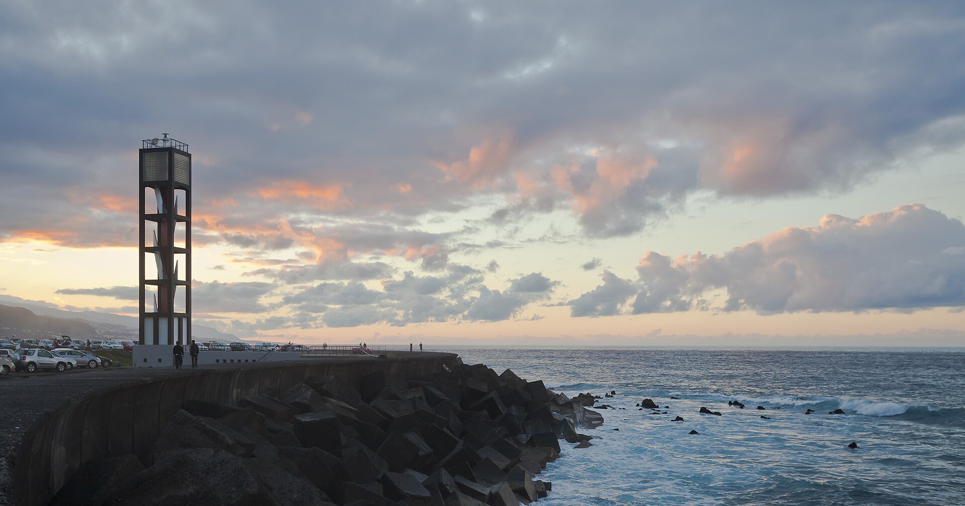 Puerto de la Cruz for Snowbirds: Honest Pros and Cons